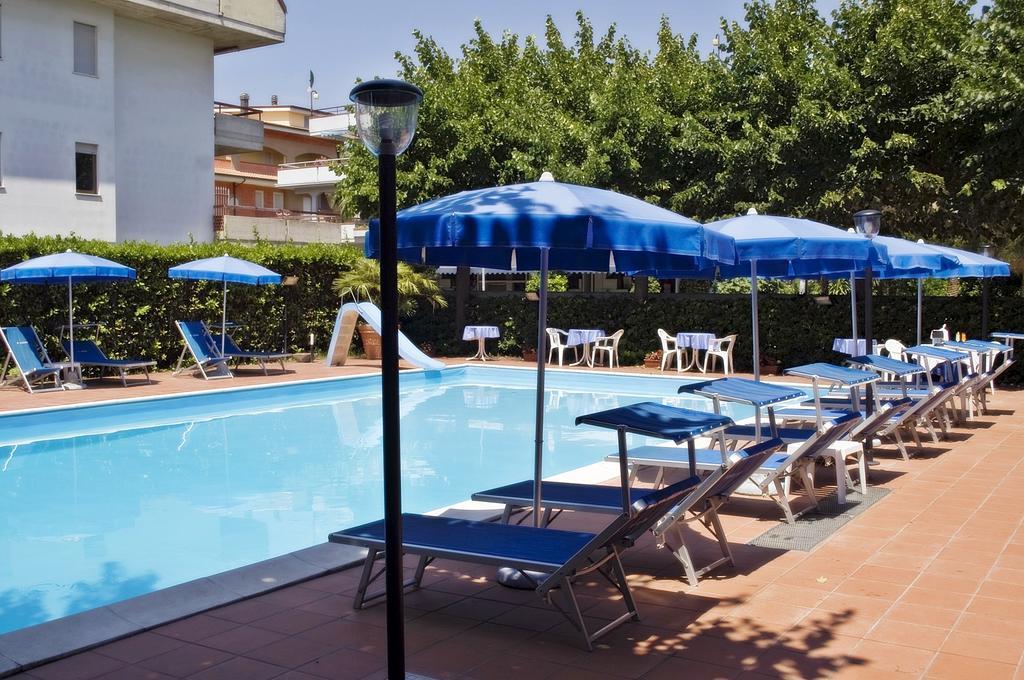 Hotel Leuco' 마르틴시쿠로 외부 사진